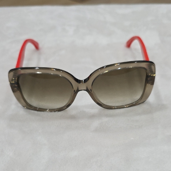 *SALE* Fendi Women\'s Sunglasses - Red and Gray main image 6